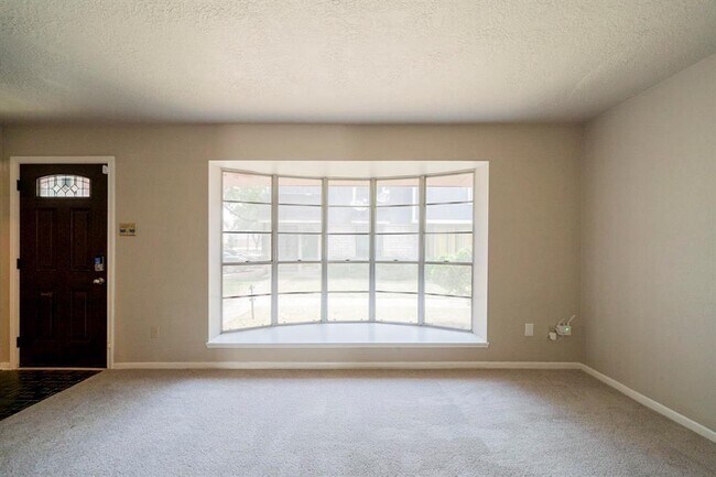 Building Photo - 13472 Castilian Dr