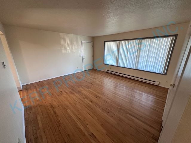 Foto del edificio - Charming 2-Bedroom Multiplex in the Heart of Portland - A Must-See!