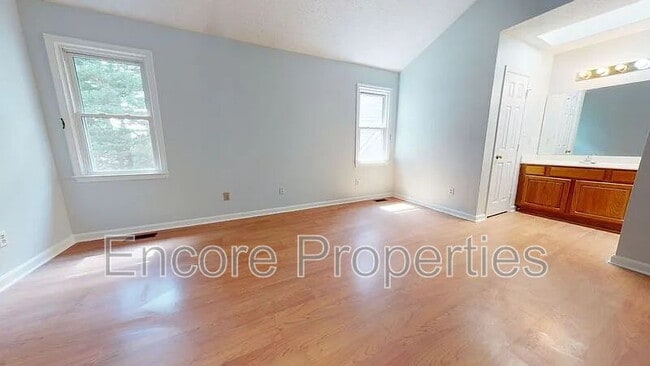 Building Photo - 2669 Broad Oaks Pl