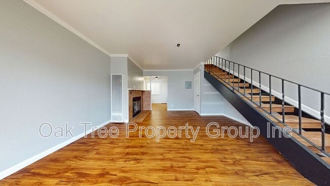 Building Photo - 623 F St