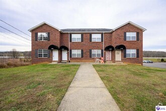 Building Photo - 115 Bluebell Cir