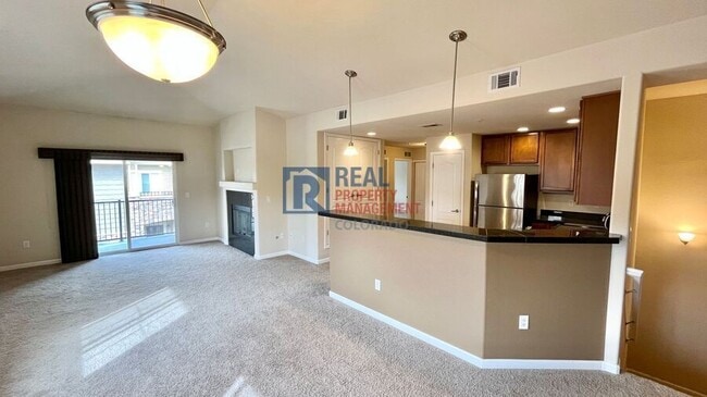 Building Photo - 6242 Kilmer Loop