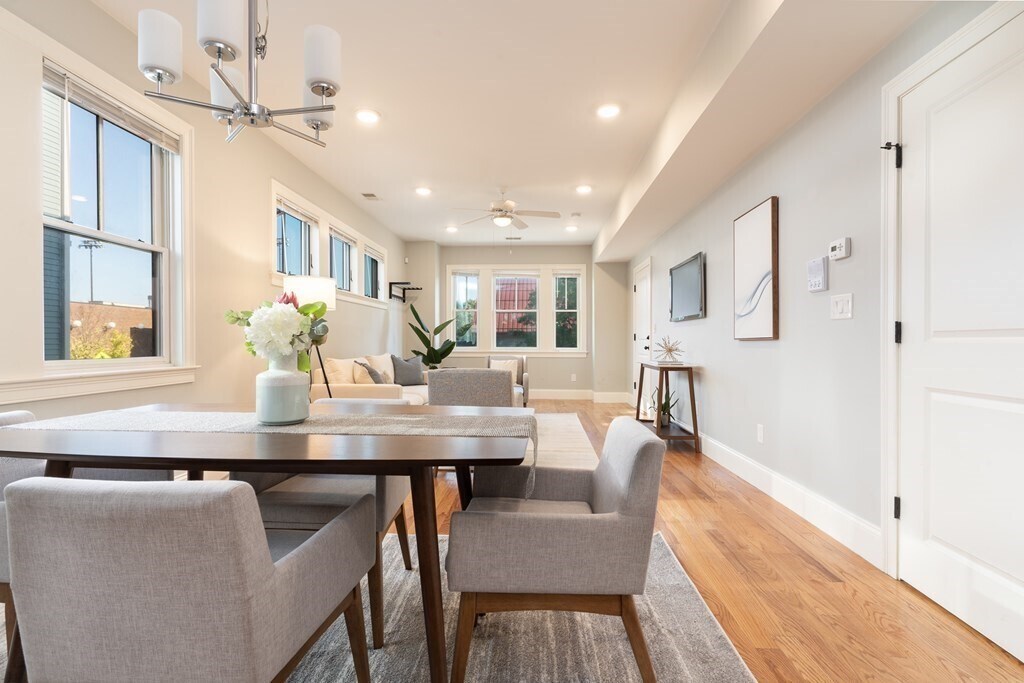 Foto principal - 2767 Washington St
