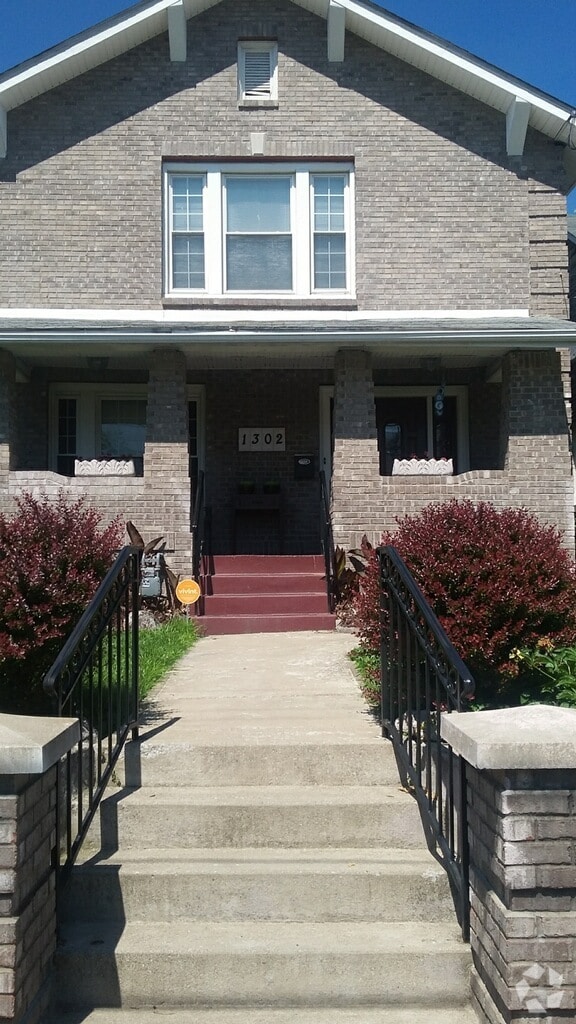 Parkland Houses under 3,000 Louisville, KY 7 Homes