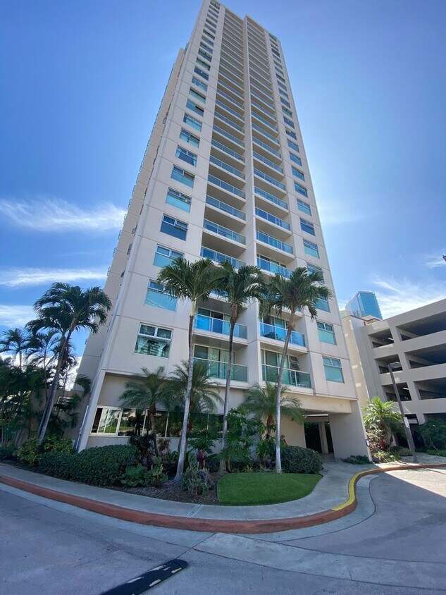 Primary Photo - Live, Work & Play in the Heart of Honolulu...
