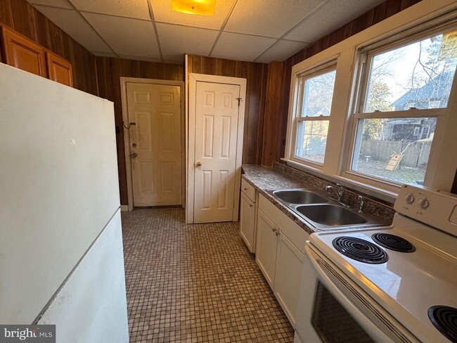 Foto del edificio - 85 Oak St