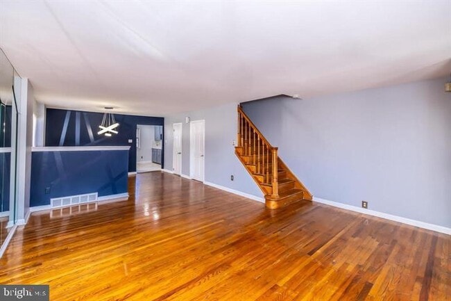 Building Photo - 209 Hansell Rd