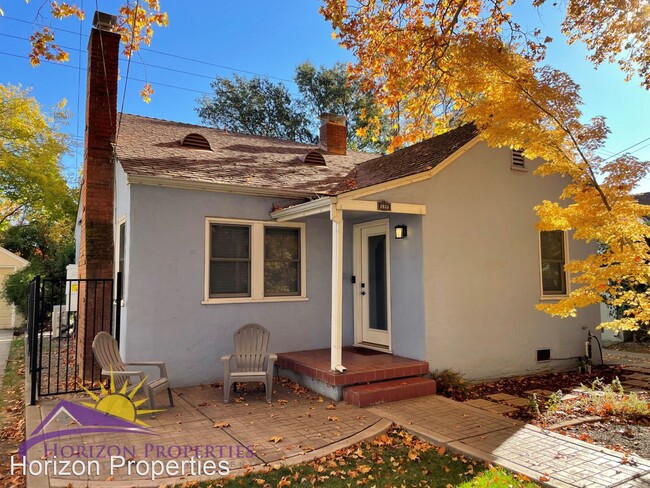 Building Photo - 2 br, 1 bath House - 2833 Freeport Blvd.