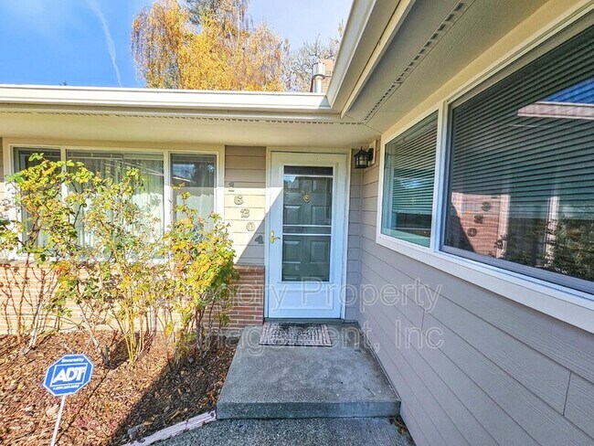 Foto del edificio - 16204 SE 8th St