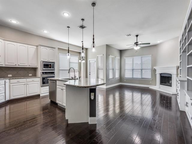 Building Photo - 10625 Musketball Pl