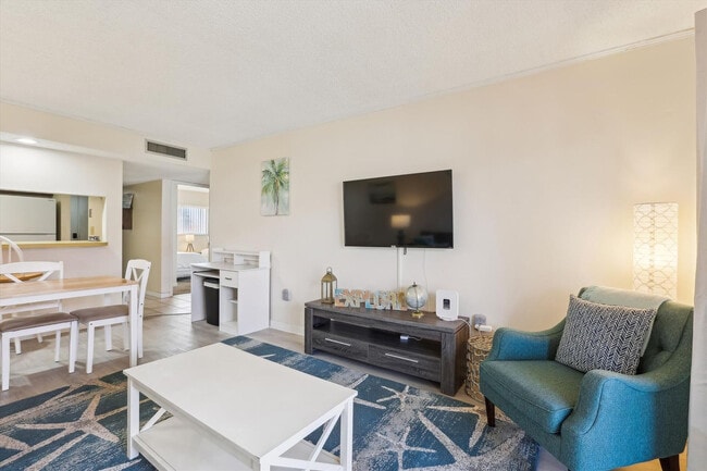 Building Photo - 7175 A1A S