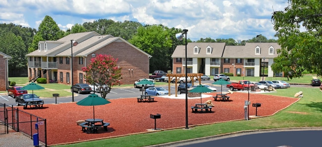 Building Photo - Summerchase at Prattville
