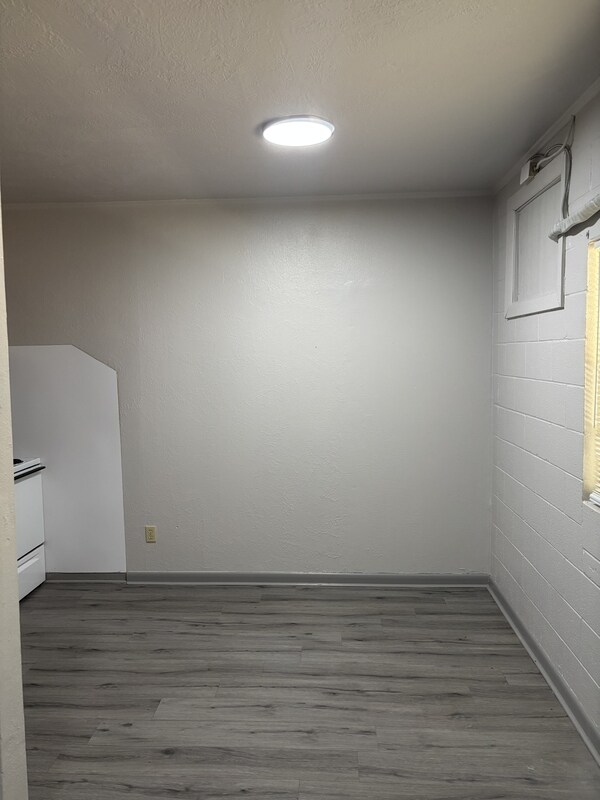 Foto del edificio - 411 E Beech St