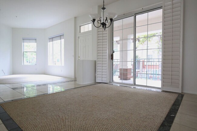 Foto del edificio - 12622 Nicklaus Ln