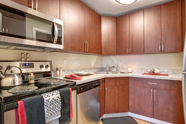 Cuisine à deux étages - 3600 Brentwood