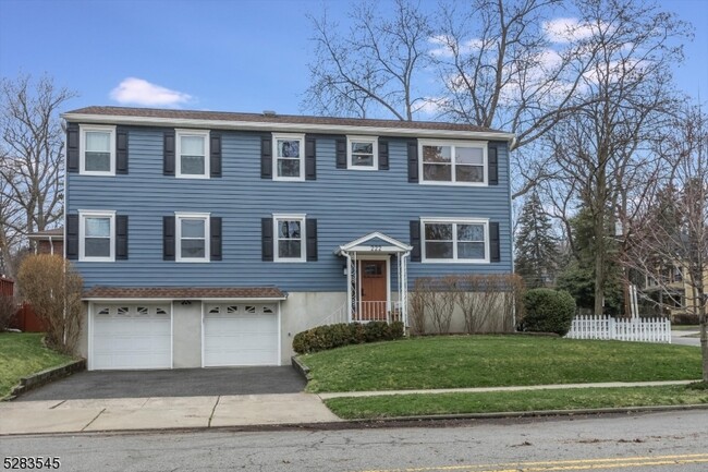 Foto del edificio - 222 Ashland Ave