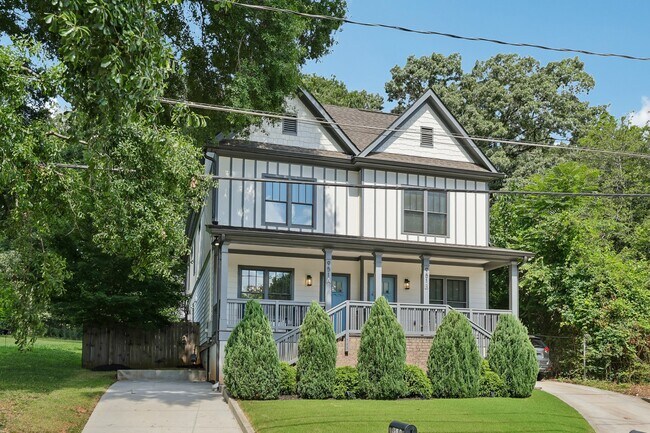 Foto del edificio - 951 Fern Ave SE