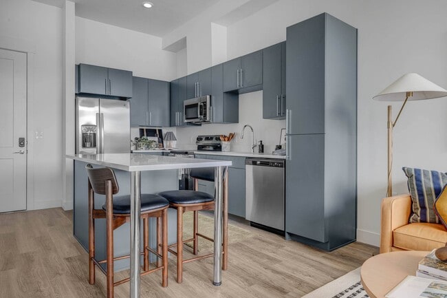 Building Photo - The Gauge