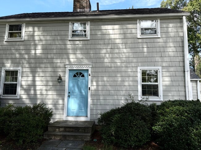 Foto del edificio - 61 Richmond Hill Rd