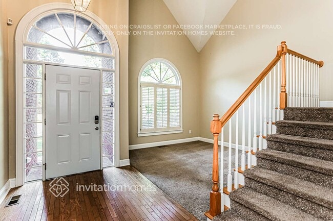 Building Photo - 2205 Thicket Ct