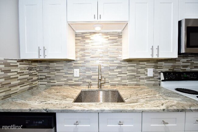 Foto del edificio - 3 br, 2.5 bath Condo - 1030 Galliton Ct