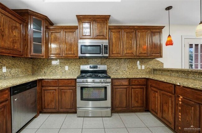 Foto del edificio - 1102 Walnut Ave