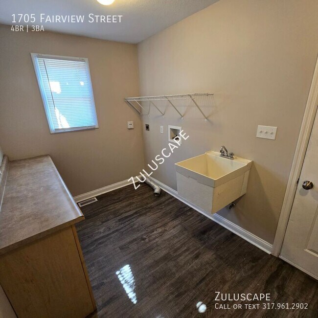 Foto del edificio - 4bedroom Coming Soon to the great city of ...