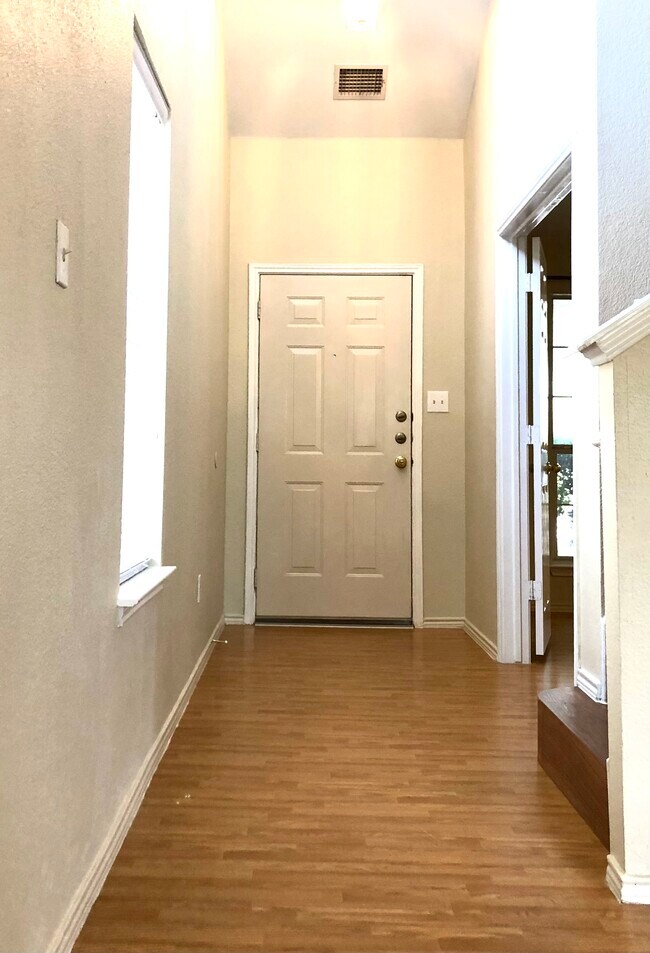Entry foyer - 14208 Sumatra Ln