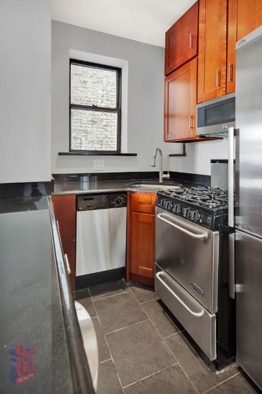 Foto del edificio - 252 Mott St