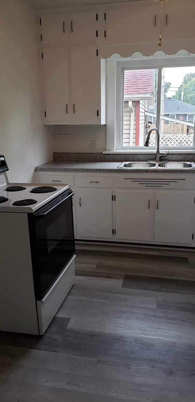 Foto del edificio - 2976 Iowa St