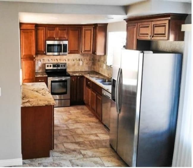 Foto del edificio - 1151 Viewpointe Blvd
