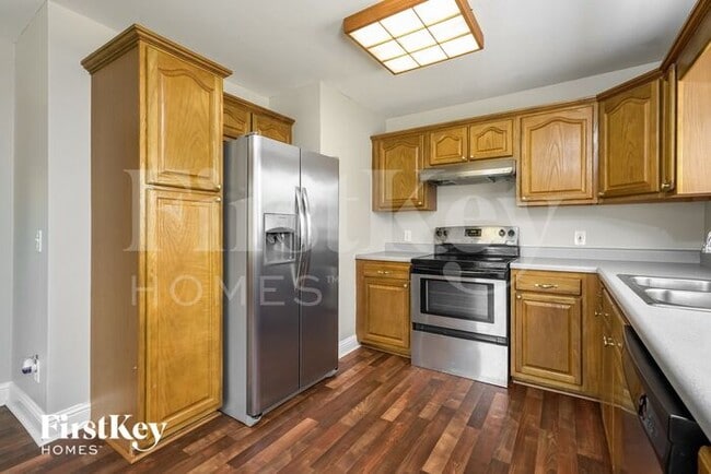 Building Photo - 4100 Salem Landing Dr