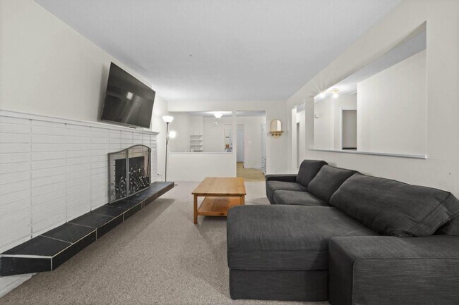 Photo du bâtiment - 2271 128 STREET