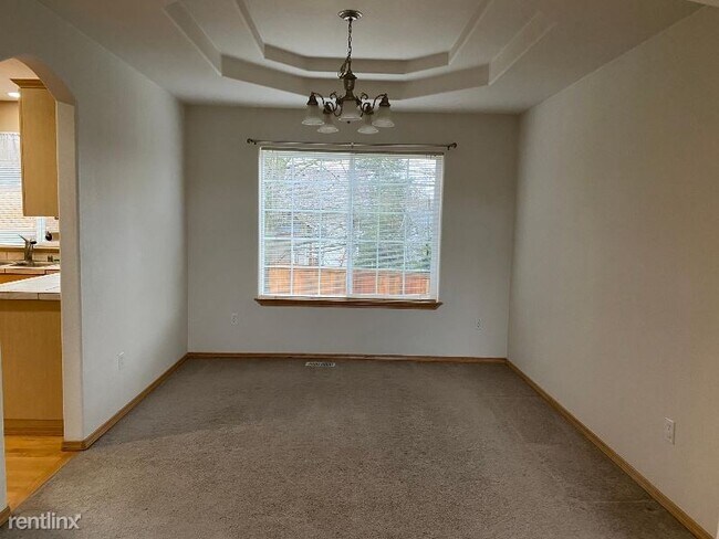 Building Photo - 4 br, 2.5 bath House - 7522 56th Pl NE