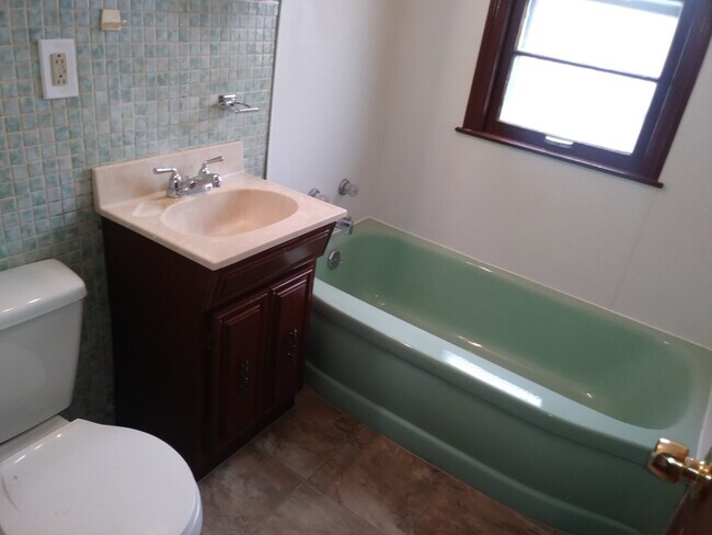 Foto del edificio - 4612-14 N 46th St