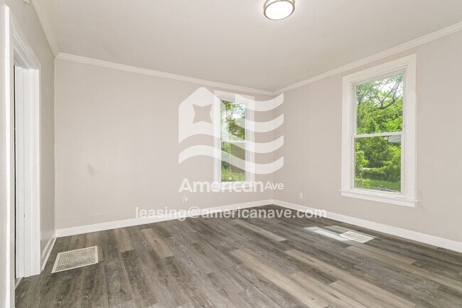 Foto del edificio - 8912 Huiskamp Ave