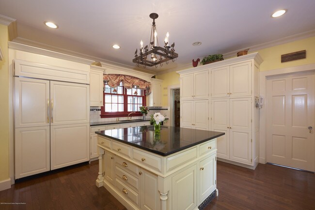 Building Photo - 52 Buena Vista Ave