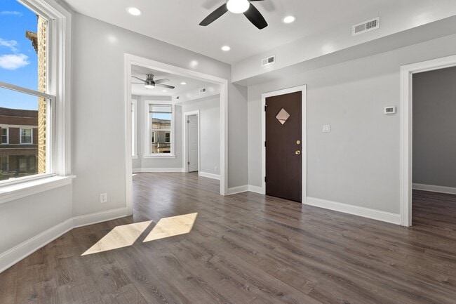 Building Photo - 6239 S Langley Ave