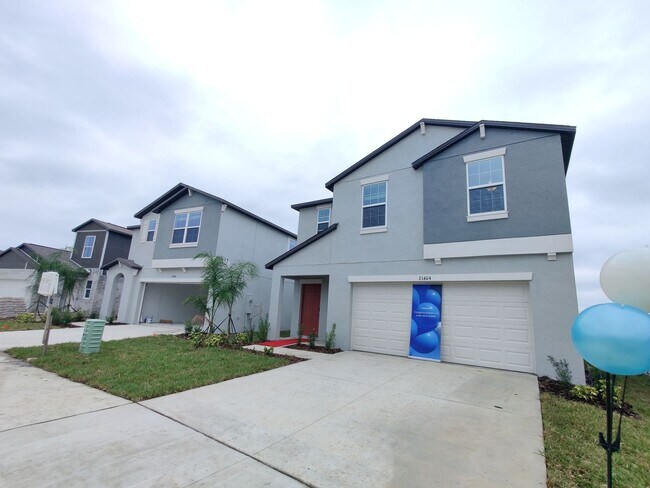 Building Photo - 31404 Barrel Wave Way Wesley Chapel, FL 33545