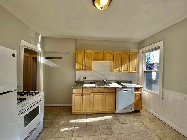 Foto del edificio - 30 North Beacon St