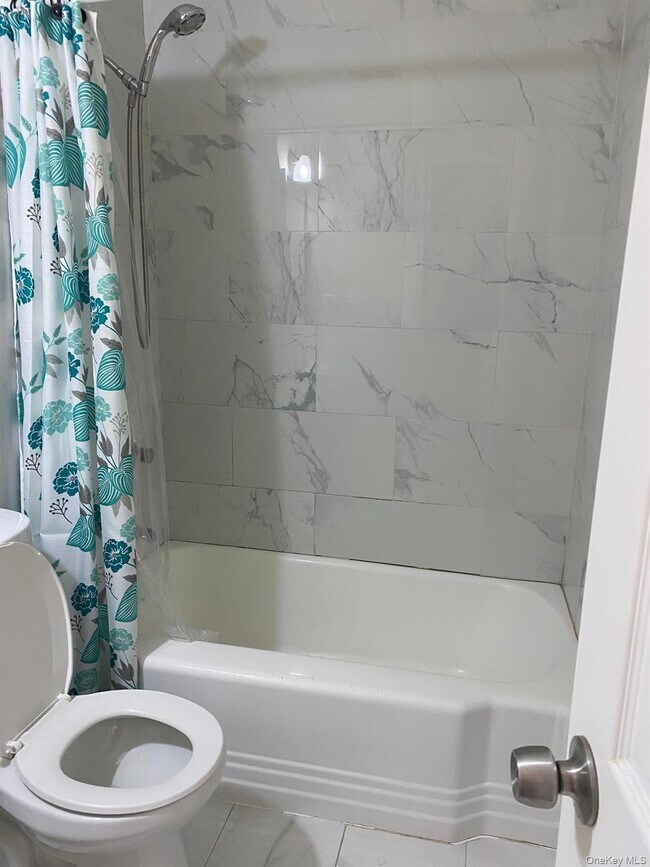 Foto del edificio - 130 Harrison Ave