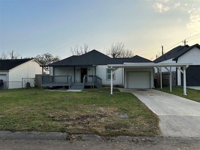 Foto del edificio - 4504 Kingsbury St