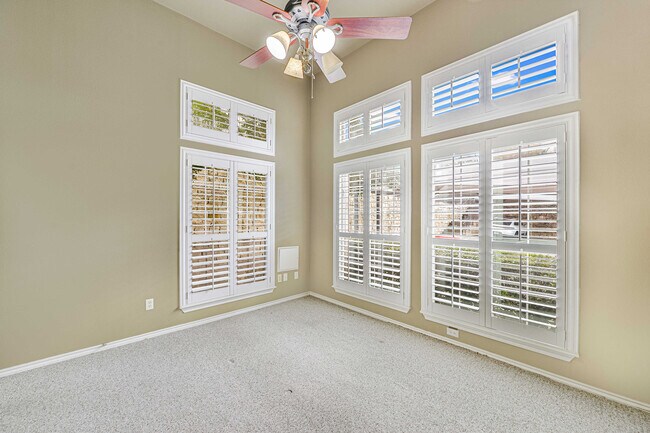 Foto del edificio - 2918 Ranch Rd 620 N