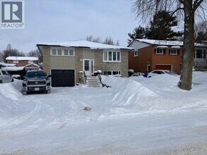 Building Photo - 212 Holborn Dr