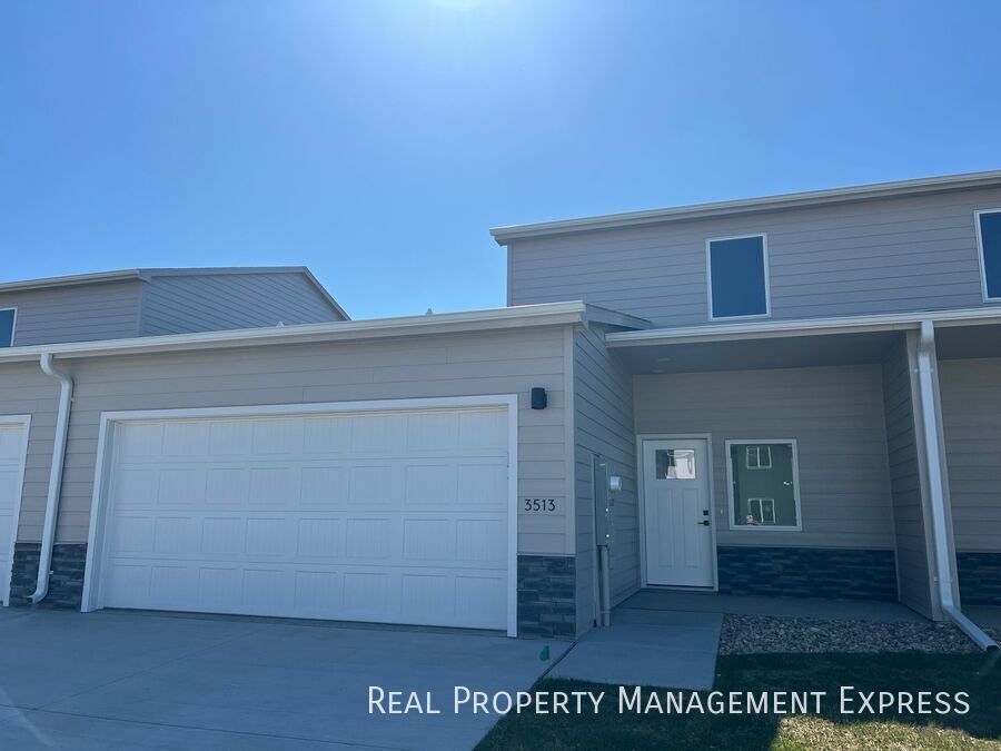 Primary Photo - 3513 S Broek Dr