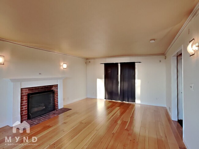 Foto del edificio - 626 Grizzly Peak Blvd