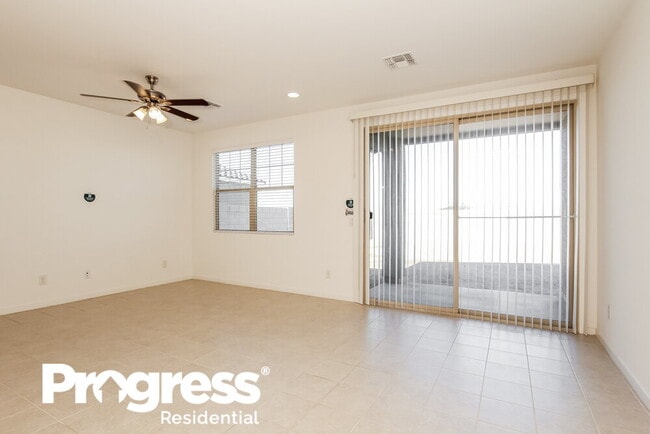Building Photo - 11010 W Luxton Ln