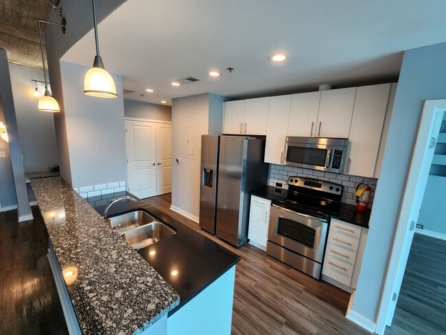 Photo - 250 Pharr Rd NE Townhome