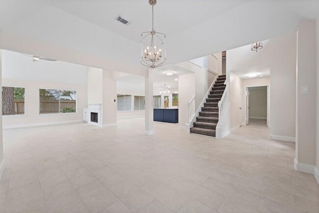 Building Photo - 49 W Southfork Pines Cir