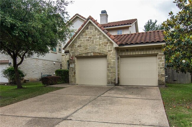 Foto del edificio - 15400 Interlachen Dr
